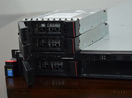Lenovo RD650 RD830 RQ750 RQ940 Hard Drives 1T 7.2K 3.5inch SAS