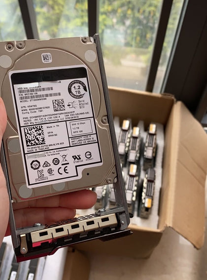 DELL Compellent 1.2T 2.5-inch ST1200MM0088 0RWV5D SAS Hard Drive
