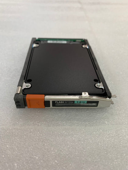 EMC Unity 6/12Gb 1.6TB SSD D3-2S12FXL-1600 005052158 Solid State Drive