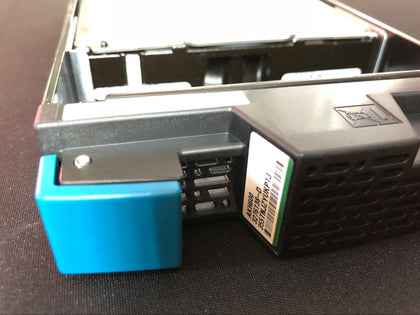 HDS AMS2100 AMS2300 AMS2500 Hard Drive AKH600 3276138-D 600G 15K SAS