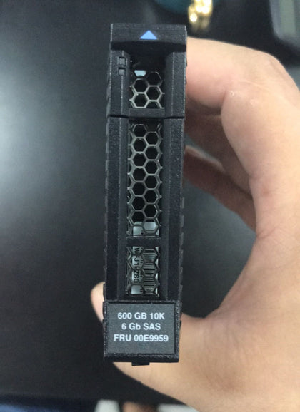 IBM ESF5 600GB 10K SAS 2.5 6Gb FRU 00E9959 00E9955 600G Hard Drive