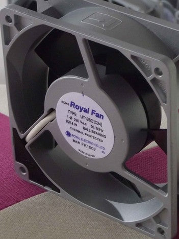 authentic FAN ROYAL 12038 TYPE model UT126C 220V cooling fan